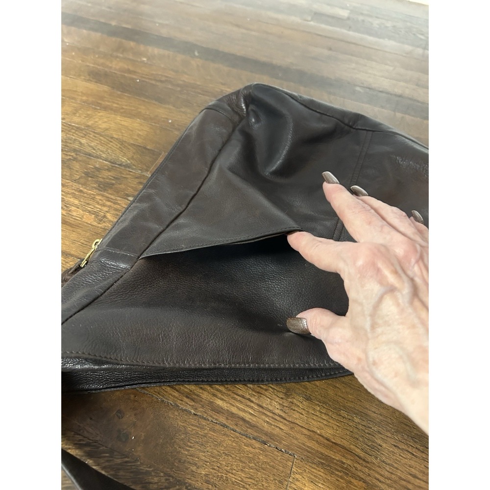 Sven BerkeleyUSA brown Shoulder Leather Bag With Many Different Compartments - Picture 10 of 16